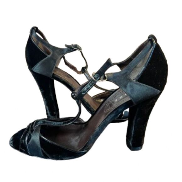 Celine velvet leather trim T strap sandals 37.5